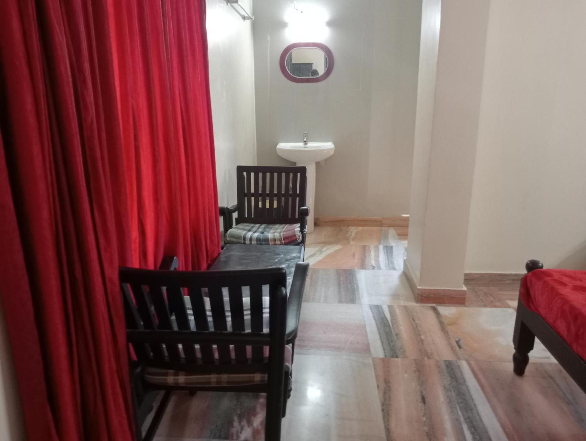 מדיקרי Hotel Hill Town Coorg מראה חיצוני תמונה