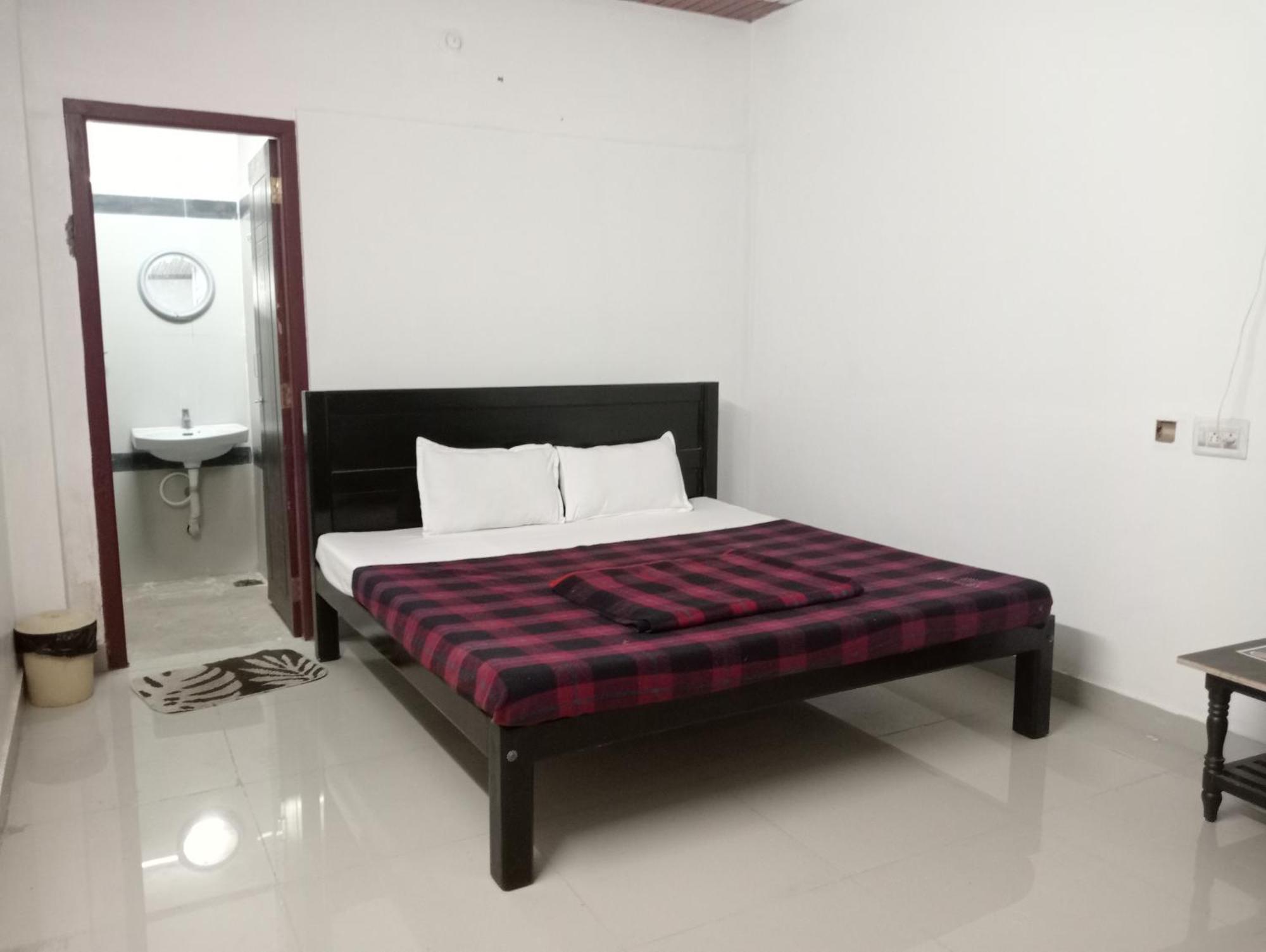 מדיקרי Hotel Hill Town Coorg מראה חיצוני תמונה