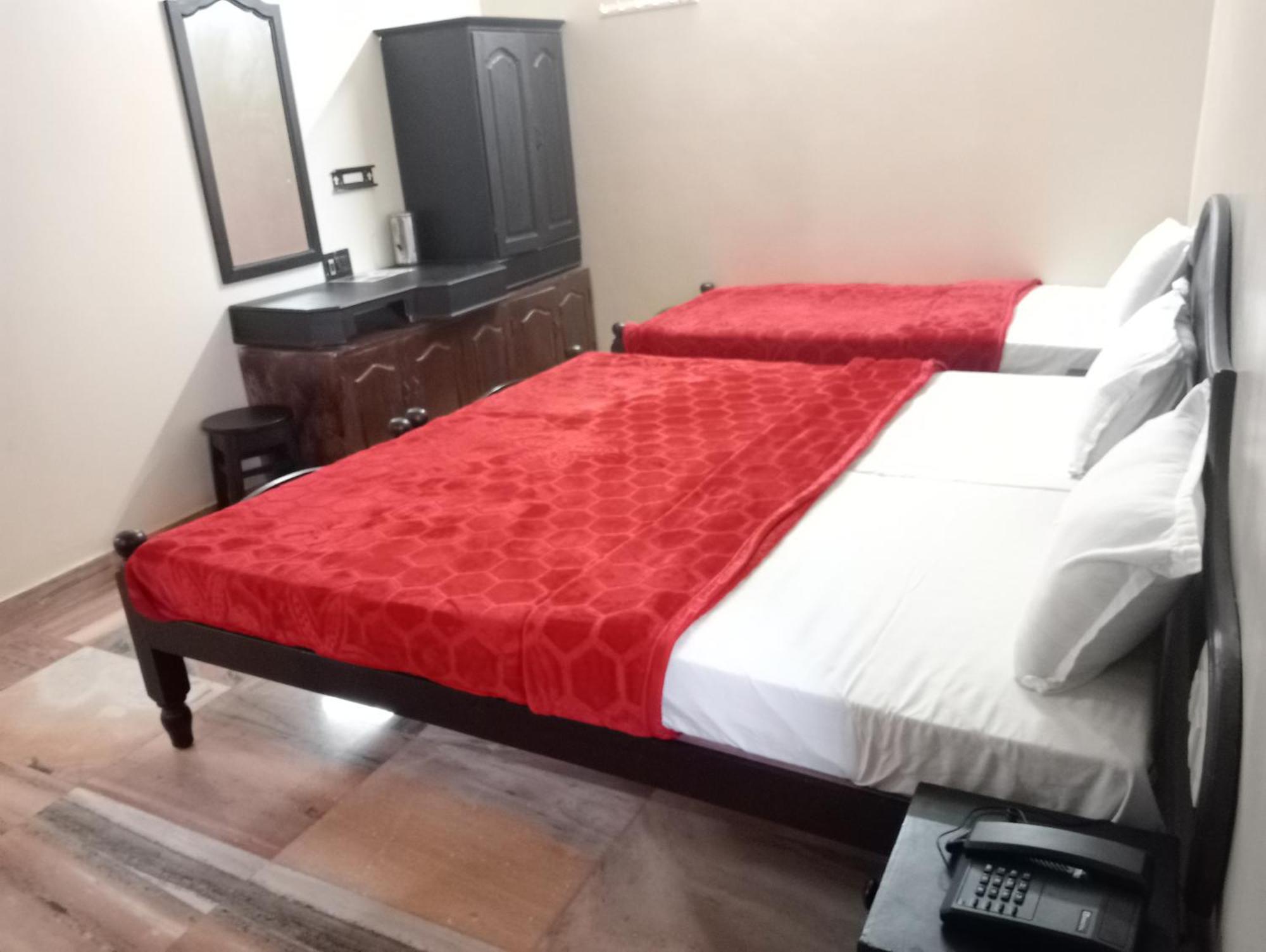 מדיקרי Hotel Hill Town Coorg מראה חיצוני תמונה