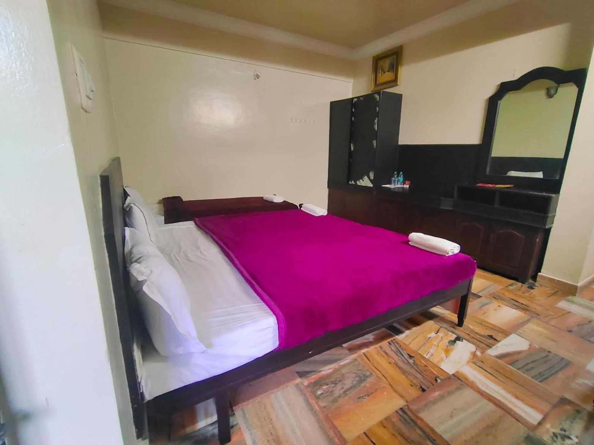 מדיקרי Hotel Hill Town Coorg מראה חיצוני תמונה