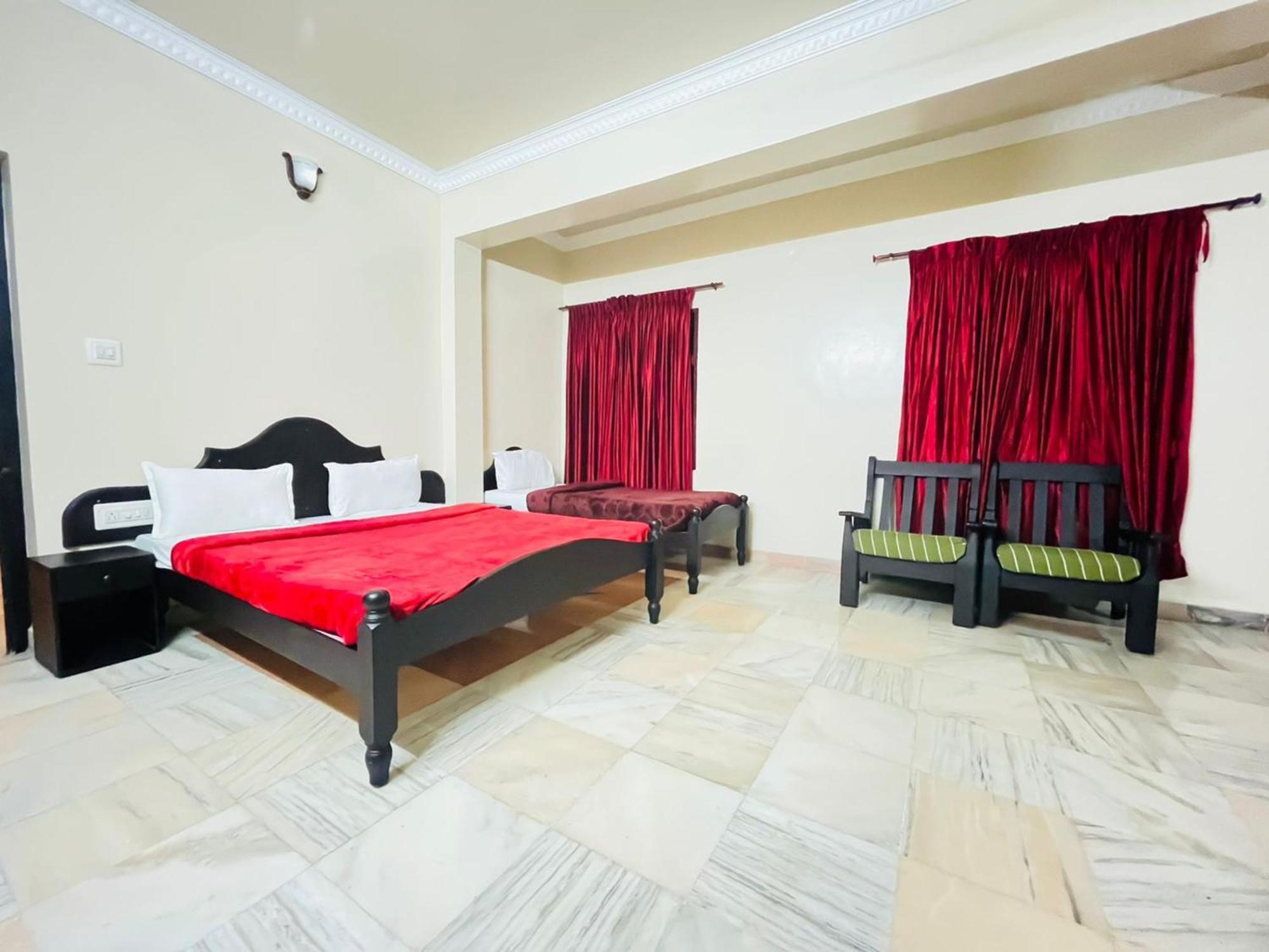 מדיקרי Hotel Hill Town Coorg מראה חיצוני תמונה